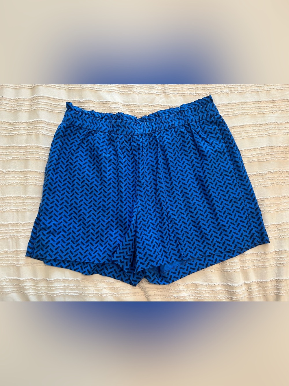 Banana Republic Blue Patterned Elastic Waist Shorts